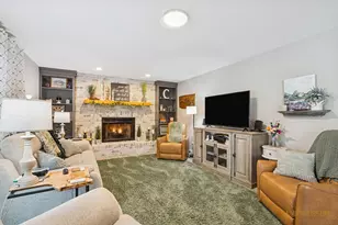 193 White Feather Ln, Gilberts, IL 60136 - Photo 11