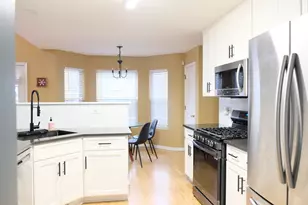 3408 Parliament Ln, Naperville, IL 60564 - Photo 11