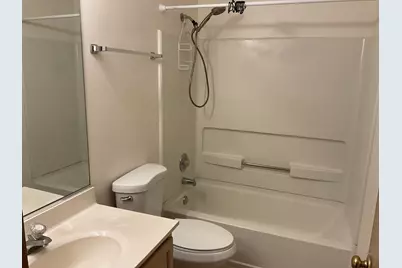 2196 Rossiter Parkway, Plainfield, IL 60586 - Photo 7