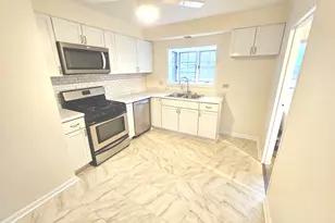 434 Shabbona Dr, Park Forest, IL 60466 - Photo 5