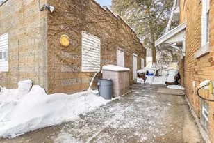 2321 Broadway, Rockford, IL 61104 - Photo 45