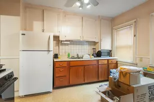 2321 Broadway, Rockford, IL 61104 - Photo 11