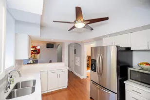 10656 S Oakley Ave, Chicago, IL 60643 - Photo 15