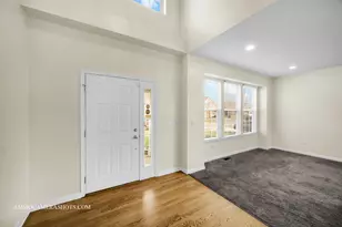 3107 Whitney Rd, Aurora, IL 60502 - Photo 5