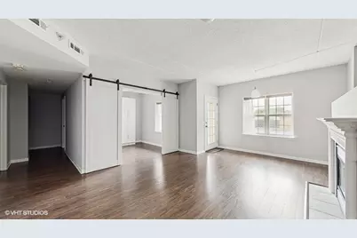 210 N Addison Avenue #202, Elmhurst, IL 60126 - Photo 3