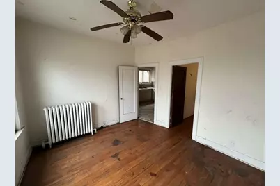 8240 S Clyde Avenue, Chicago, IL 60617 - Photo 35