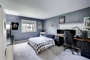 111 W Brandon Ct, Palatine, IL 60067 - Photo 11