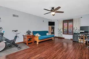 24556 W Lancelot Ln, Shorewood, IL 60404 - Photo 19