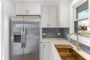 8409 Newland Ave, Burbank, IL 60459 - Photo 13