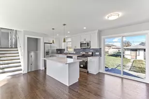 8409 Newland Ave, Burbank, IL 60459 - Photo 3