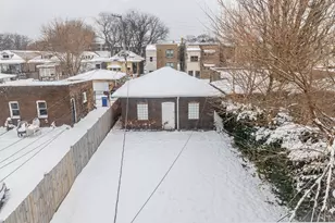 7823 S Indiana Ave, Chicago, IL 60619 - Photo 31