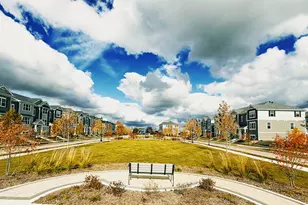 2008 Yellowstone Blvd, Mundelein, IL 60060 - Photo 25