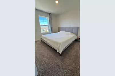 2008 Yellowstone Boulevard #2008, Mundelein, IL 60060 - Photo 15