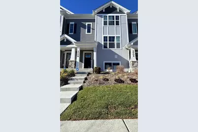 2008 Yellowstone Boulevard #2008, Mundelein, IL 60060 - Photo 1