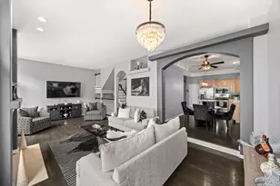 842 N Maple Ave, Palatine, IL 60067 - Photo 7