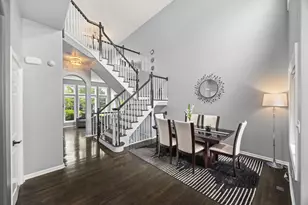 842 N Maple Ave, Palatine, IL 60067 - Photo 3