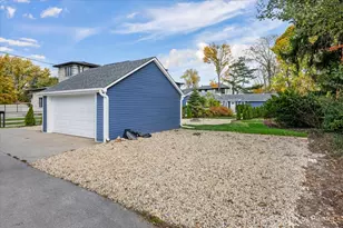 481 Edward Ct, Des Plaines, IL 60016 - Photo 25