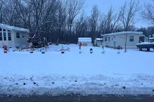 124 Tully Rd, Wilmington, IL 60481 - Photo 1