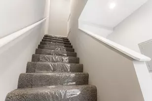 926 W 32nd Pl, Chicago, IL 60608 - Photo 11