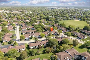 813 E Carriage Ln, Palatine, IL 60074 - Photo 21