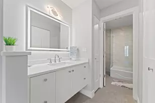 813 E Carriage Ln, Palatine, IL 60074 - Photo 9