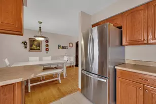 700 Evergreen Ct, Romeoville, IL 60446 - Photo 11