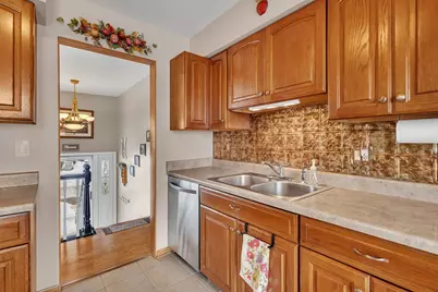 700 Evergreen Court, Romeoville, IL 60446 - Photo 9