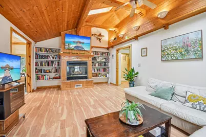 27630 N Hickory Street, Island Lake, IL 60042 - Photo 5