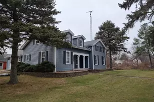 11090 Woodstock Rd, Garden Prairie, IL 61038 - Photo 3