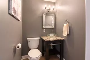 329 Montclare Ln, Wood Dale, IL 60191 - Photo 21