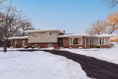329 Montclare Lane, Wood Dale, IL 60191 - Photo 1
