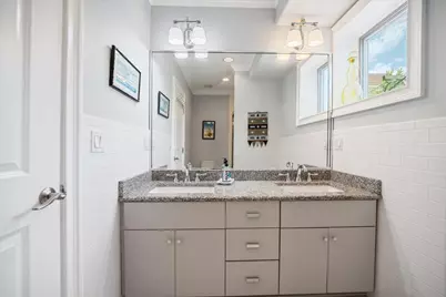 [Address not provided], Chicago, IL 60618 - Photo 45