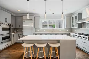 [Address not provided], Chicago, IL 60618 - Photo 11