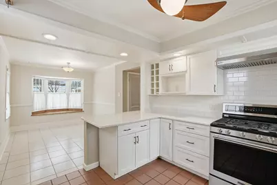 2451 Hawthorne Road, Homewood, IL 60430 - Photo 7