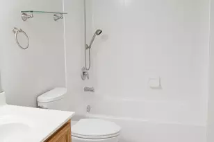 1433 Deer Creek Ln, Lake in the Hills, IL 60156 - Photo 9