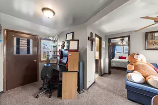 8440 Joliet Rd, McCook, IL 60525 - Photo 13