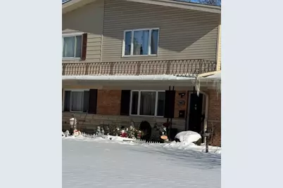 7002 W Carol Avenue, Niles, IL 60714 - Photo 1