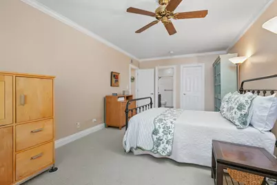 153 E Laurel Avenue #305, Lake Forest, IL 60045 - Photo 15