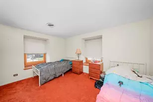 245 Tanglewood Ct, Elk Grove Village, IL 60007 - Photo 9