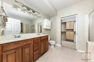 1022 Neudearborn Ln, Naperville, IL 60563 - Photo 15