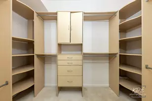 1022 Neudearborn Ln, Naperville, IL 60563 - Photo 17