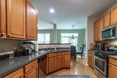 431 Pine Lake Circle, Vernon Hills, IL 60061 - Photo 11