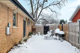 10900 S Rutherford Ave, Worth, IL 60482 - Photo 21