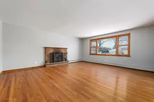 10900 S Rutherford Ave, Worth, IL 60482 - Photo 3