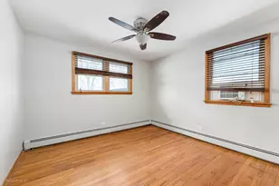 10900 S Rutherford Ave, Worth, IL 60482 - Photo 13