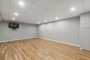 28 E 55th St, Hinsdale, IL 60521 - Photo 15