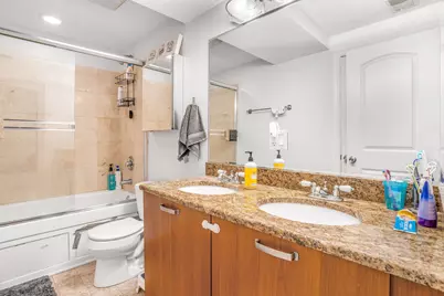 5700 N Maplewood Avenue #G, Chicago, IL 60659 - Photo 11