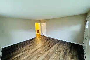 1009 Victoria St, Antioch, IL 60002 - Photo 3