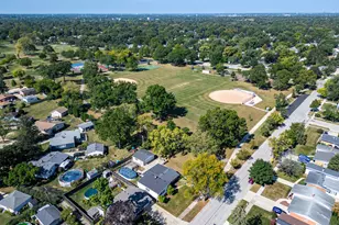 616 S Ahrens Ave, Lombard, IL 60148 - Photo 29