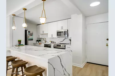 5455 N Sheridan Road #1904, Chicago, IL 60640 - Photo 9